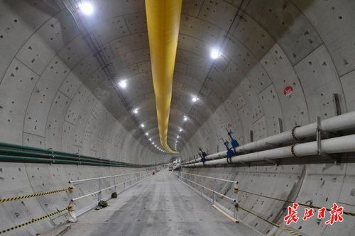 軌道交通與重點路橋項目雙輪驅動，武漢上半年基礎設施投資同比增長20%